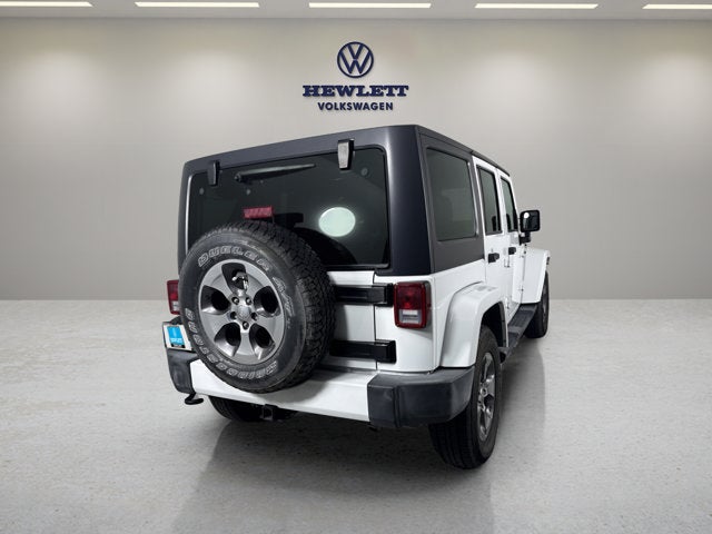 2016 Jeep Wrangler Unlimited Sahara