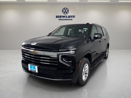 2025 Chevrolet Suburban LT