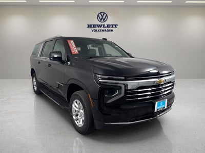 2025 Chevrolet Suburban LT