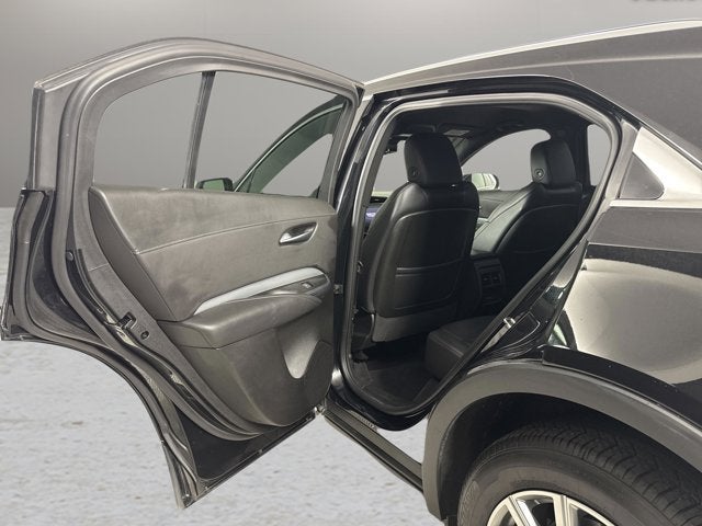 2023 Cadillac XT4 FWD Premium Luxury