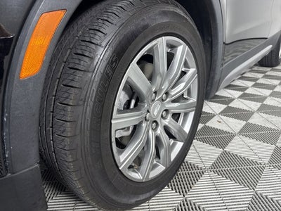 2023 Cadillac XT4 FWD Premium Luxury