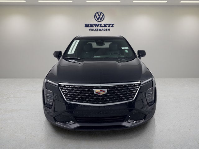 2025 Cadillac XT4 FWD Premium Luxury