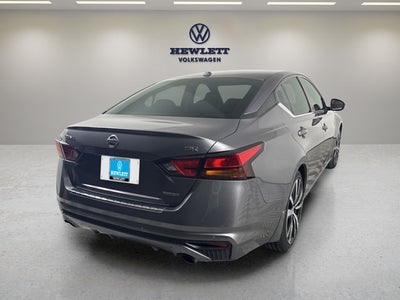 2022 Nissan Altima 2.0 SR