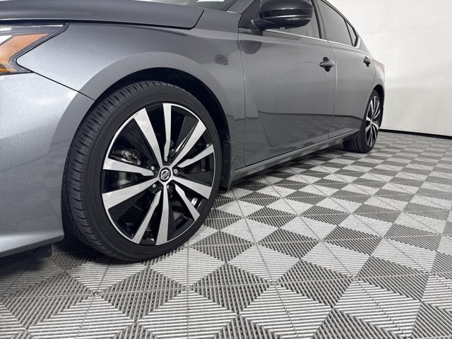 2022 Nissan Altima 2.0 SR