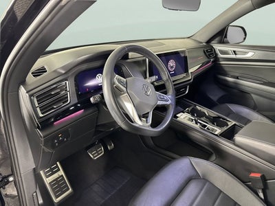 2024 Volkswagen Atlas Cross Sport 2.0T SEL R-Line