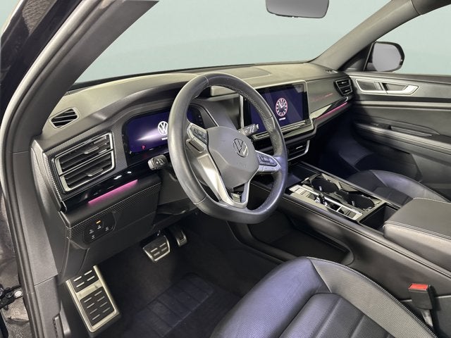 2024 Volkswagen Atlas Cross Sport 2.0T SEL R-Line