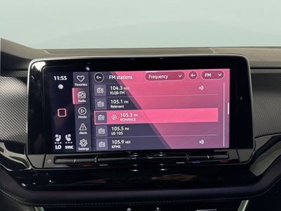 2024 Volkswagen Atlas Cross Sport 2.0T SEL R-Line