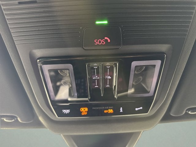 2024 Volkswagen Atlas Cross Sport 2.0T SEL R-Line