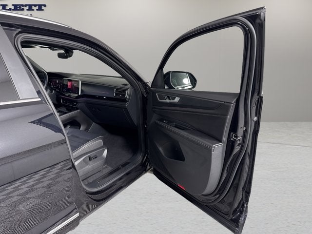 2024 Volkswagen Atlas Cross Sport 2.0T SEL R-Line