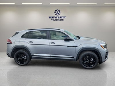 2025 Volkswagen Atlas Cross Sport 2.0T SEL R-Line Black