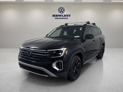 2024 Volkswagen Atlas 2.0T Peak Edition SE w/Technology