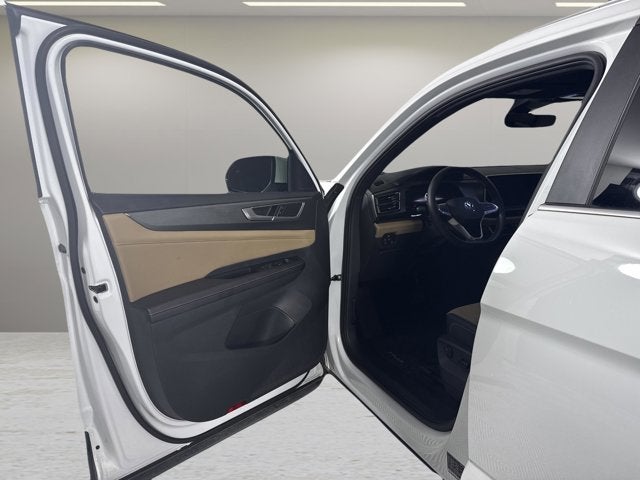 2025 Volkswagen Atlas Cross Sport 2.0T SE