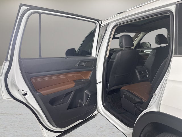 2023 Volkswagen Atlas 3.6L V6 SEL Premium R-Line