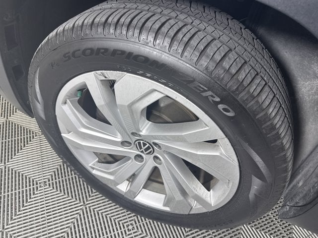 2021 Volkswagen Atlas 2.0T SE w/Technology