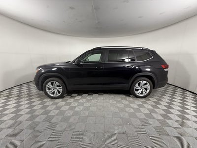 2022 Volkswagen Atlas 3.6L V6 SE w/Technology