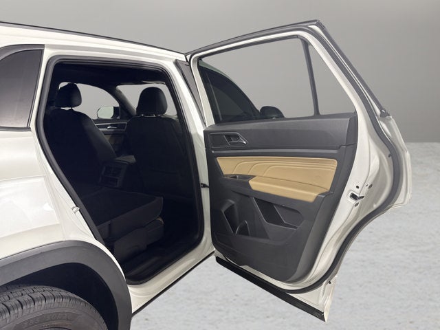 2023 Volkswagen Atlas Cross Sport 3.6L V6 SEL R-Line Black