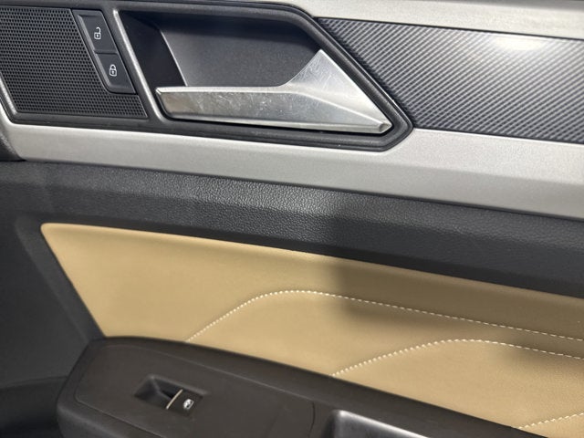 2023 Volkswagen Atlas Cross Sport 3.6L V6 SEL R-Line Black