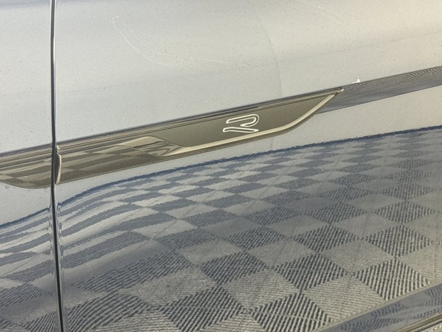 2023 Volkswagen Atlas 3.6L V6 SEL R-Line Black