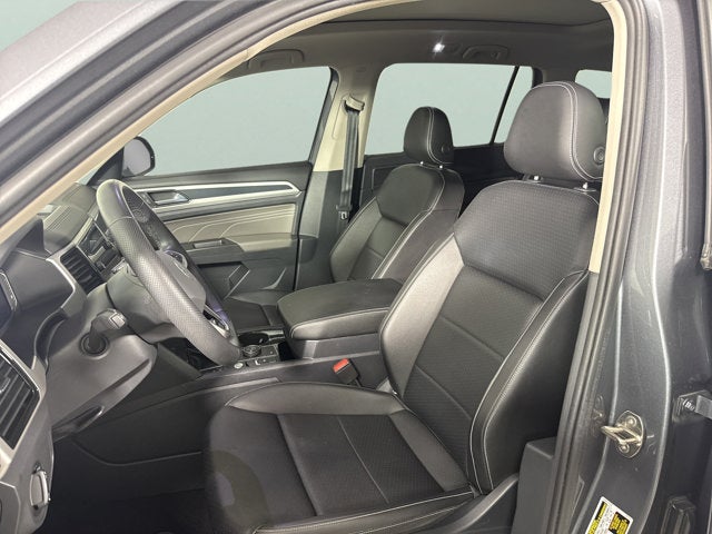 2023 Volkswagen Atlas 3.6L V6 SEL R-Line Black
