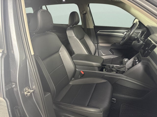 2023 Volkswagen Atlas 3.6L V6 SEL R-Line Black