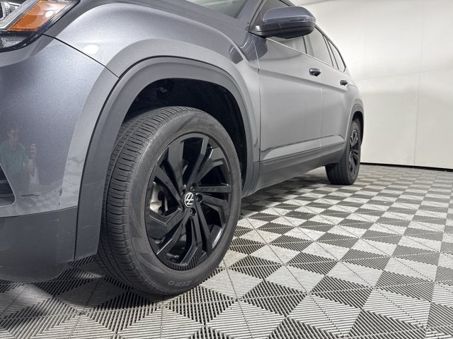 2023 Volkswagen Atlas 2.0T SE w/Technology