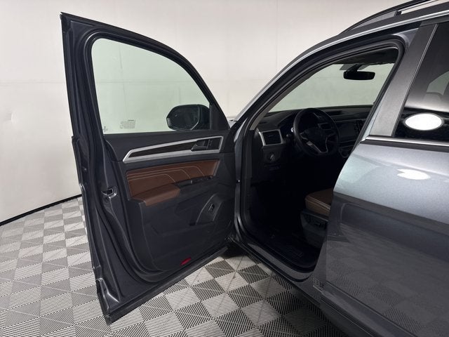 2023 Volkswagen Atlas 2.0T SE w/Technology
