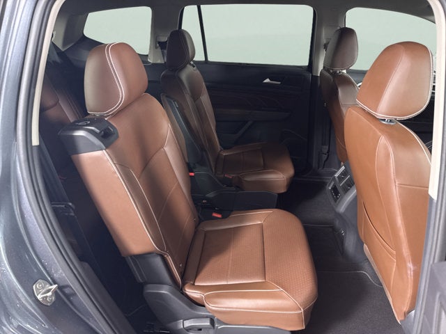 2023 Volkswagen Atlas 2.0T SE w/Technology