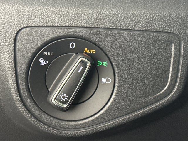 2023 Volkswagen Atlas 2.0T SE w/Technology