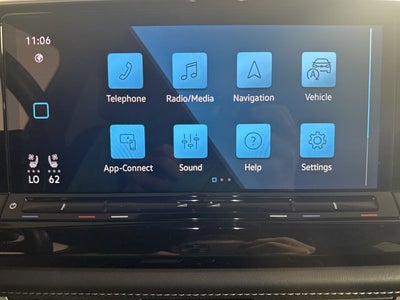 2025 Volkswagen Atlas 2.0T SE w/Technology
