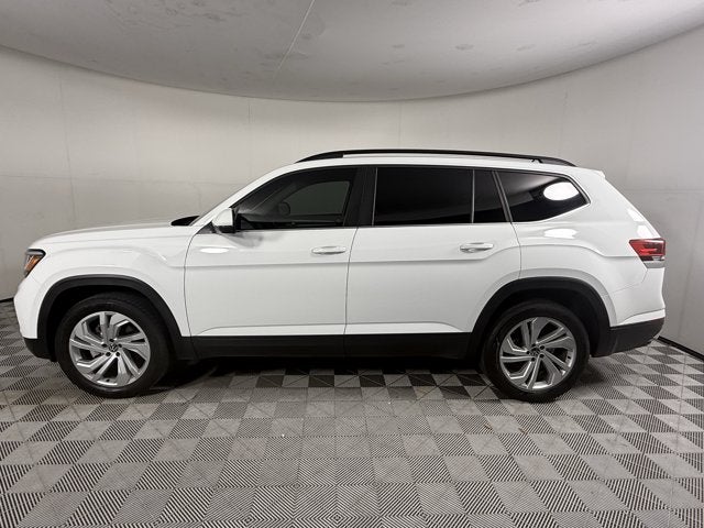 2022 Volkswagen Atlas 3.6L V6 SE w/Technology