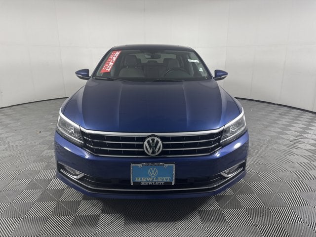2017 Volkswagen Passat 1.8T SE w/Technology