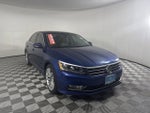 2017 Volkswagen Passat 1.8T SE w/Technology