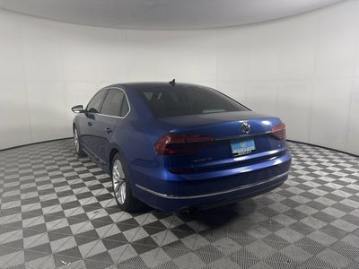 2017 Volkswagen Passat 1.8T SE w/Technology