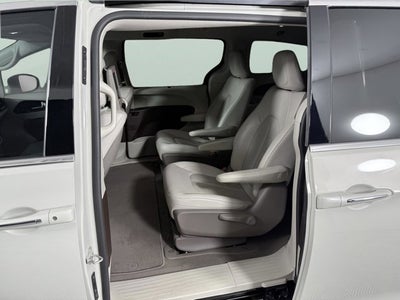 2021 Chrysler Pacifica Hybrid Touring L