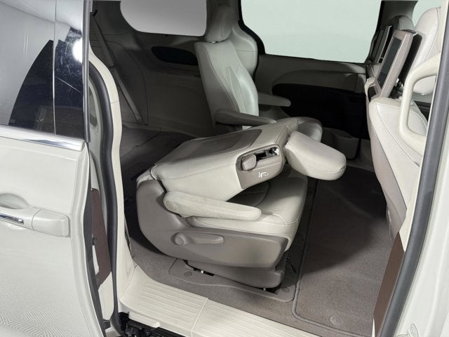 2021 Chrysler Pacifica Hybrid Touring L