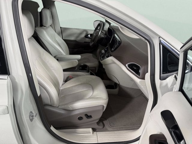 2021 Chrysler Pacifica Hybrid Touring L