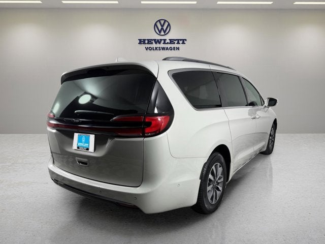 2021 Chrysler Pacifica Hybrid Touring L