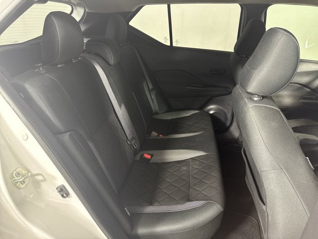 2020 Nissan Kicks S