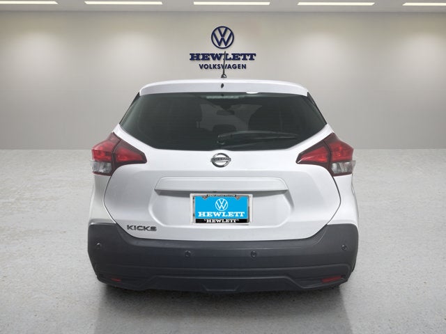 2020 Nissan Kicks S
