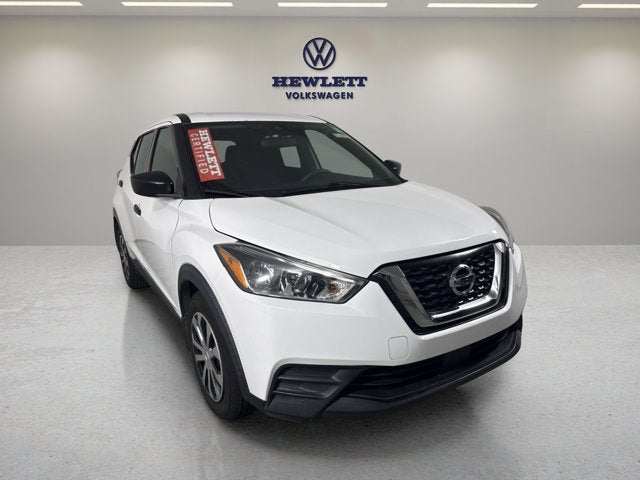 2020 Nissan Kicks S