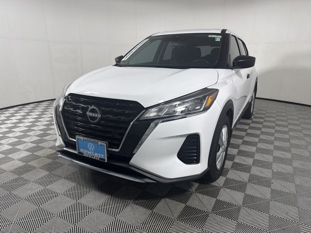 2023 Nissan Kicks S
