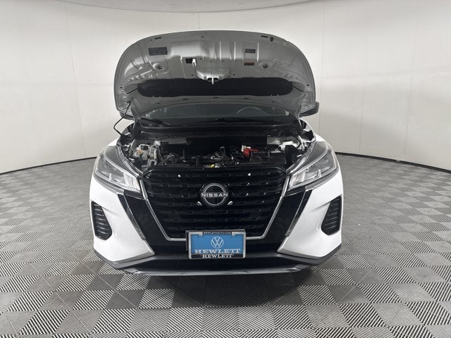 2023 Nissan Kicks S