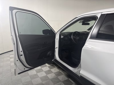 2023 Nissan Kicks S