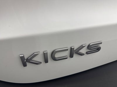 2025 Nissan Kicks SV