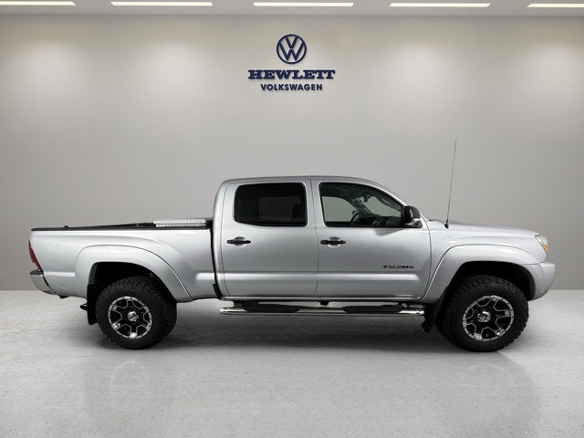 2009 Toyota Tacoma 4WD Double LB V6 AT (Natl)