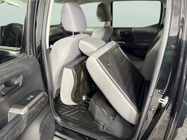 2022 Toyota Tacoma 2WD SR5