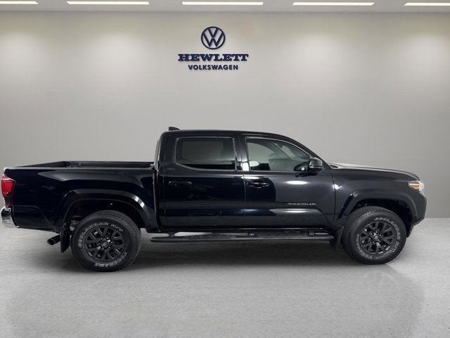 2022 Toyota Tacoma 2WD SR5
