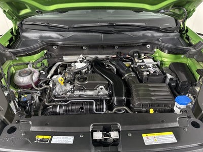 2025 Volkswagen Taos SE Black