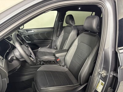 2024 Volkswagen Tiguan SEL R-Line