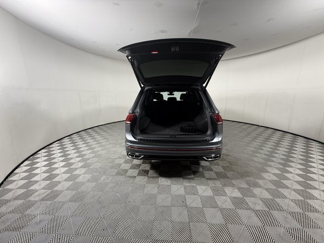 2024 Volkswagen Tiguan SEL R-Line